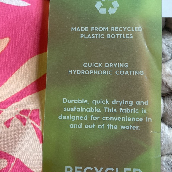 NWT Quiksilver “floral fade” volley 17 shorts/swim trunks - Picture 10 of 10